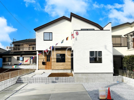 ���n�O�ώʐ^�@�O�ρ`Exterior�`�@���ӂɂ͊w�Z�┃���{�݂����萶���A�q��ĂɓK���������L�����Ă��܂��I�u�i�Z�n�v�Ƃ��āA�����̂����w�����ł͂Ȃ��A���ӂ̊���ʊw�ł���w�Z�ɂ��Ă������k���������I