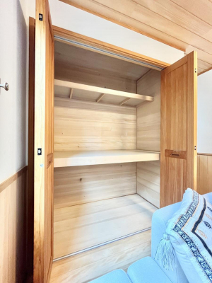 ̑ρ@rO[BɎ[ƕW܂LDKXbLЕtłˁB  