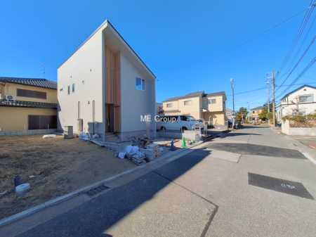 ���n�O�ώʐ^�@�`Exterior�`�@�O�ʓ��H�F�k�� 6m �����@�O�ʓ��H�͊ՐÂȏZ��n���͂���Ԓʂ�̏��Ȃ����H�B���Ԃ̏o��������炭�炭�ł��I���s���_�E���n���w�̂���]�́A���C�y�ɂ��₢���킹���������I