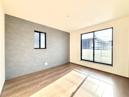 ���̑����ρ@�����`Bed Room�`�@2�ʍ̌����m�ۂ������邢�����́A���ʂ����ǂ��A��ϋ��S�n�̗ǂ���ԂƂȂ��Ă���܂��B�u�₩�ȕ��������ċN���钩�́A���K�����̎n�܂�ɁI���������ʕ����ƂĂ��ǂ��Z�܂���