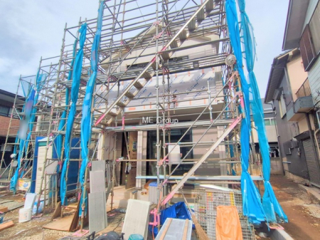 nOώʐ^@B`Exterior`@ՐÂȏZnŎqĉƑɃsb^B̂UKȗ΂Ɍb܂ꂽGAŁARɕ܂ꂽ₩ȕ炵邽߂́AƂ肠ZĂ܂B