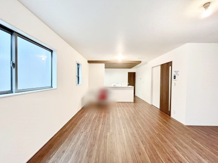 ̑ρ@`Living`@Ƒ̐HĉقAqǂV΂AFl肷LDK͏Z܂̒SBԉ߂ꏊA̋Ԃ͏Z܂Ŝ̋SnE܂B