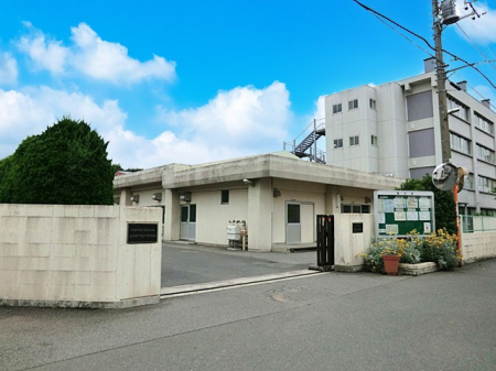 ���ӊ��@���w�Z 1500m ���s������񒆊w�Z