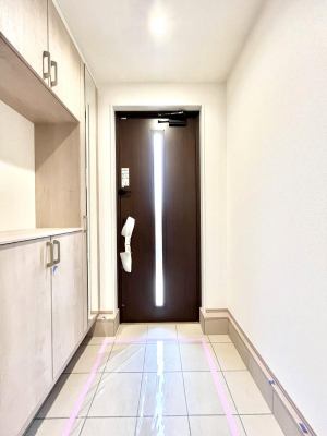 ���ց@�����`Entrance�`�@�Ƃ̒��ł��q�l���}����ŏ��̏ꏊ�ł��錺�ւ́A�Ƃ̈�ۂ��̂��̂ł��I�L�x�Ȍ��֎��[�ŁA����Y��ɕۂ��Ƃ��o���܂��􌺊ւɂ͂����Ղ���[�̉��ʔ��������I