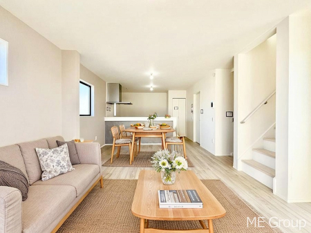 ���r���O�@���Ƒ��̓��₩�Șb�����ŕ�܂�閾�邢���r���O  ���Ƌ��CG�ł� 