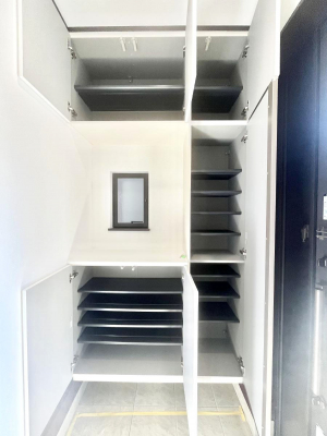 ̑ρ@Ղ[łV[Y{bNXŉƑŠCAւB  