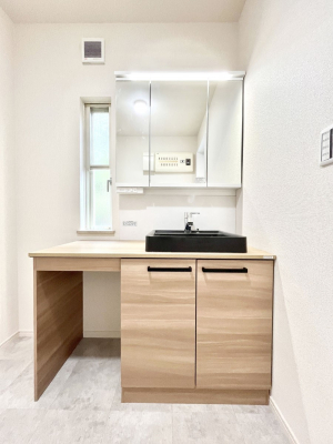 ʑEʏ@傫₷OʋŐʑ́AgȂ݃`FbN┧̂ɂ߂łB 