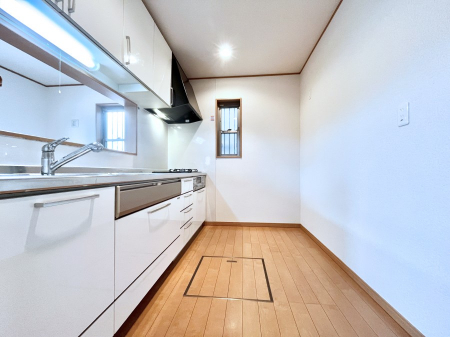 Lb`@u₩ȕʂ蔲Lb`B̂Ŗ邭Cɂ𗧂܂B