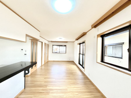 ���̑����ρ@���邢�z���������A�����̕��͋C�ɖ��������_�C�j���O�B   