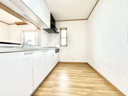 �L�b�`���@��Ƃ肠��L�b�`���ł͂��Ƒ��Ɗy�������������ł��܂��B