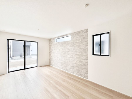 ���r���O�@�傫�ȑ����炽���Ղ�̗z���ƕ����������郊�r���O