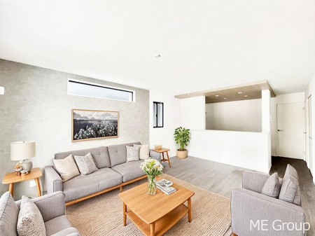 ���r���O�@�������������͋C�̂k�c�j�͉Ƒ��݂�Ȃ̉��K��ԁ��Ƌ��CG�ł�