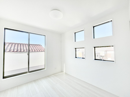 ���̑����ρ@�o���R�j�[���J�������v���X���Ă����m��