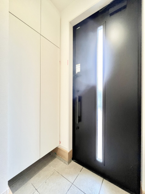 ���ց@������1�������`Entrance�`�@�Ƃ̒��ł��q�l���}����ŏ��̏ꏊ�ł��錺�ւ́A�Ƃ̈�ۂ��̂��̂ł��I�L�x�Ȍ��֎��[�ŁA����Y��ɕۂ��Ƃ��o���܂��􌺊ւɂ͂����Ղ���[�̉��ʔ��������I