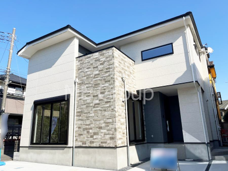 ���n�O�ώʐ^�@�O�ρ`Exterior�`�@���X�����Ȃ���A�咣���߂����ǂ����]�T������������V���[�v�ȃt�H�����ŘȂޓ@��́A���V�̋�ƏƂ炵���킹�鎖�ŁA�{������ׂ������`�̎p�������Ă���܂��B