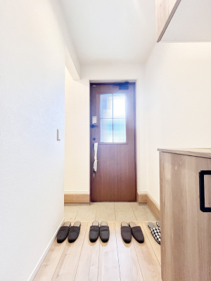 ���ց@�������Q�������`Entrance�`�@�Ƃ̒��ł��q�l���}����ŏ��̏ꏊ�ł��錺�ւ́A�Ƃ̈�ۂ��̂��̂ł��I�L�x�Ȍ��֎��[�ŁA����Y��ɕۂ��Ƃ��o���܂��􌺊ւɂ͂����Ղ���[�̉��ʔ��������I