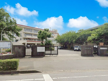 ӊ@wZ 190m KusHÏwZ