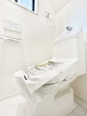 �g�C���@�������P�������`Toilet�`�@�������̂��鐅����g�C���̓E�H�V�����b�g�t���ł����g�C���͖����g�킴��𓾂Ȃ����́B����������ۂ������ł��ˁB�g�C����2��������̂Œ��̍��G���ɕ֗��ł��I