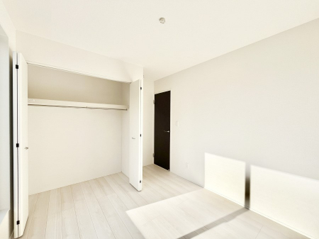 Q@g₷`ŃxbgƋ̒uɂ邱Ƃ܂B   