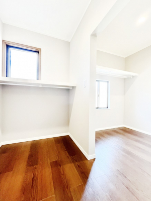 ���̑��@�G�߂̈ߗނ��X�b�L�����[�I��e�ʂ̎��[�͂����͓I��WIC�t���ł��B