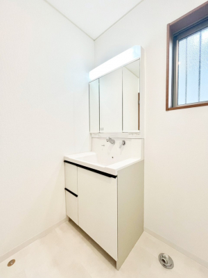 ���ʑ�E���ʏ��@���[�͂Ƌ@�\���ɗD�ꂽ���ʉ��ϑ�