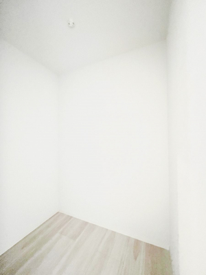 ���̑��@�����`Walk-in Closet�`�@�K�v�Ȃ��̂�R�[�f�B�l�[�g���ꗗ���Ċm�F�ł��A�g�x�x�⏀�����Z���ԂōςރE�H�[�N�C���N���[�[�b�g��ݒu���܂����B�Ƃ̒�����������Ƃ�����֗��Ȏ��[�X�y�[�X�ł��B