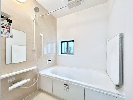 @`Bath Room`@͋C̗ŖɌătbVB@\tĂ̂ŗׂ̐@uŐ􂢏オ󕨂AJ̓VCCɂ邱Ƃ\łB