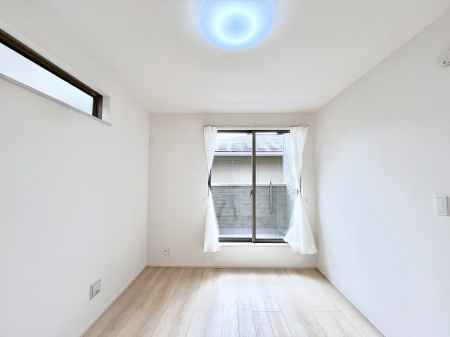 ̑ρ@`Bed Room`@oRj[̍̌ŒXbLڂo߂łˁI₩Ȍގɂ́A₩ȎԂ܂Bxɂ́AԂŎ̎yނ̂͂łB