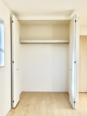 [@m̃N[[bgBŝŌ̈ߗނ܂܂B