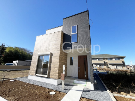 ���n�O�ώʐ^�@�O�ρ��Q�������`Exterior�`�@��ˌ��Ă̑傫�ȃ����b�g�́A�����B�́u�y�n�v���u���R�Ɂv�g���鎖�ł��B�K�[�f�j���O��c�h�x�C�Ԃ�o�C�N�̎�ȂǗl�X�ȗp�r�ŗ��p�ł��܂��B