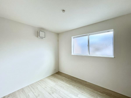 ̑ρ@`Bed Room`@؂̉肪₳t[O͈炬炷vCx[gԁB߂̃t[Oł̂ŁAǎƂ}b`AXɍLĂʂB