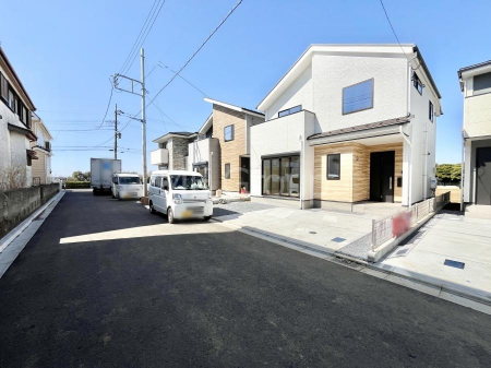 ���n�O�ώʐ^�@���ʂ��̗ǂ��ƂƂ��ɁA�X���݂ɊJ������^���Ă���܂��B 