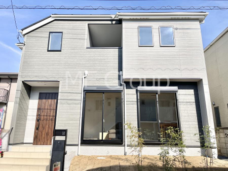 ���n�O�ώʐ^�@�O�ρ`Exterior�`�@���X�����Ȃ���A�咣���߂����ǂ����]�T������������V���[�v�ȃt�H�����ŘȂޓ@��́A���V�̋�ƏƂ炵���킹�鎖�ŁA�{������ׂ������`�̎p�������Ă���܂��B