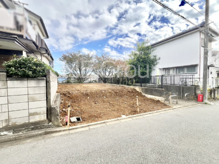 ���n�O�ώʐ^�@�O�ρ`Exterior�`�ՐÂȏZ��n�Ŏq��ĉƑ��Ƀs�b�^���B�����̂��U�������K�ȗ΂Ɍb�܂ꂽ�G���A�ŁA���R�ɕ�܂ꂽ���₩�ȕ�炵���������邽�߂́A��Ƃ肠��Z���������Ă��܂��B