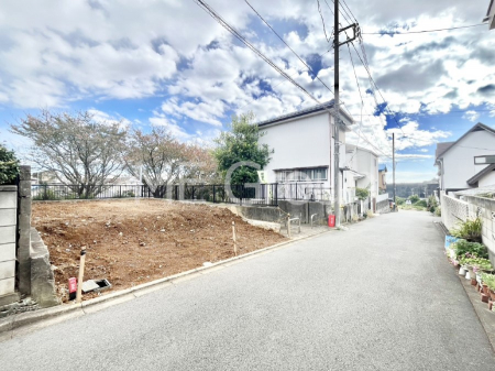 ���n�O�ώʐ^�@�O�ρ`Exterior�`�@�O�ʓ��H�͊ՐÂȏZ��n���͂���Ԓʂ�̏��Ȃ����H�B���Ԃ̏o��������炭�炭�ł��I���s���_�E���n���w�̂���]�́A���C�y�ɂ��₢���킹���������I