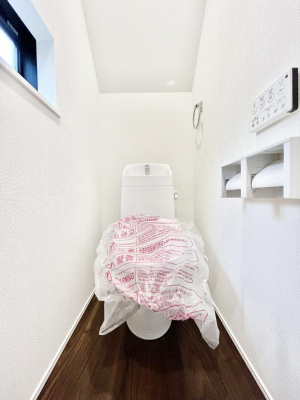 �g�C���@�������P�������`Toilet�`�@�������̂��鐅����g�C���̓E�H�V�����b�g�t���ł����g�C���͖����g�킴��𓾂Ȃ����́B����������ۂ������ł��ˁB�g�C����2��������̂Œ��̍��G���ɕ֗��ł��I