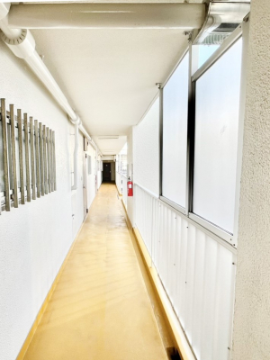 ց@`Entrance`@ւ͉Ƃ̊Ƃ܂䂪Ƃ̃ZX肰Ȃ閣͂錺֑ÿ݂BAxɉƑقƂłSn悢ԑ؂ł􁦈ꕔCGH