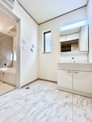 ���̑��@�g�x�x���X���[�Y�ɂ����Ȃ���E�ߏ�B  