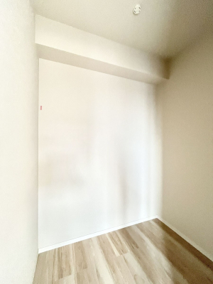 ���̑��@�����`Walk-in Closet�`�@�K�v�Ȃ��̂�R�[�f�B�l�[�g���ꗗ���Ċm�F�ł��A�g�x�x�⏀�����Z���ԂōςރE�H�[�N�C���N���[�[�b�g��ݒu���܂����B�Ƃ̒�����������Ƃ�����֗��Ȏ��[�X�y�[�X�ł��B