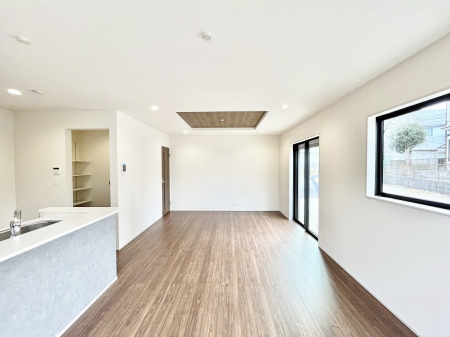 ���̑����ρ@���邢�z���������A�����̕��͋C�ɖ��������_�C�j���O�B