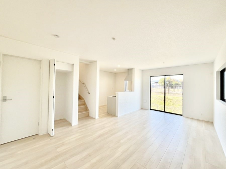 ���r���O�@���r���O�K�i���Ƒ��̏Ί�Ɖ�b���Ȃ��ł���܂�