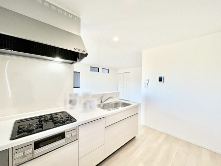 �L�b�`���@�J�E���^�[�z���Ɋy����������ׂ�B�����̂������������Ɣ��������Ȃ肻���ł��ˁB