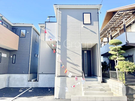 ���n�O�ώʐ^�@�O�ρ��P�������`Exterior�`�@��s���œ���̃X���[���C�t���΂Ɉ͂܂ꂽ�y�n�͓s��̌�����Y���ꂻ���B�l�G��ʂ��Ď��R�ƐG�ꍇ����X�|�b�g�����ӂɂ͐��肾������I�Z�݂����Ȃ�ƁB��炵�������B