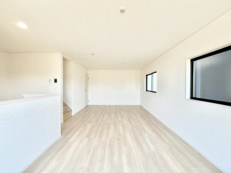 ���̑����ρ@�������P�������`Living�`�@�����ɂ݂͂�Ȃ��W���A�H���Ɗy������b���n�܂�B�b�ɖ����ɂȂ肷���āA��������Y��锼�߂��ɂȂ��Ă��܂��B����ȑ��̊Ԃ̍K�������������Ă����ꏊ�ł��肽���B