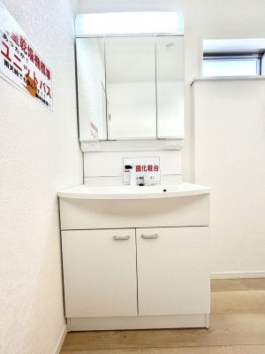 ���ʑ�E���ʏ��@�傫�����₷���O�ʋ��Ő�����������ʑ�́A�g�����Ȃ݃`�F�b�N�┧�̂������ɂ������߂ł��B 