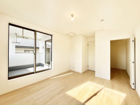 ���̑����ρ@�����`Bed Room�`  �u��������������l�v�Ƃ��v�w�ł�����肭�낰��Q���B  �����̉Ǝ��₨�d���ɔ�ꂽ���̓t�J�t�J�̃x�b�g�Ŗ�����Ă��������B�e���r��{�I�������Ă����K�ȍL����������