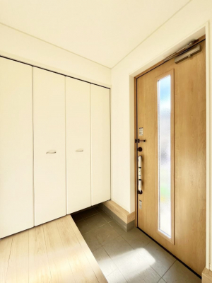 ���ց@�����`Entrance�`�@���ւ͉Ƃ̊�Ƃ����܂����䂪�Ƃ̃Z���X�����肰�Ȃ����������閣�͂��錺�֑�����y���݂̈�B�A���x�ɉƑ����ق��Ƃł���S�n�悢��ԑ������؂ł��ˁ�