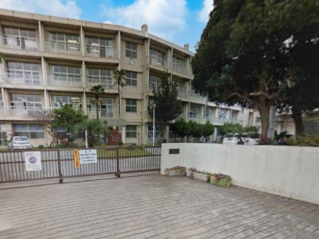 ���ӊ��@���w�Z 1500m ��t�s���������w�Z