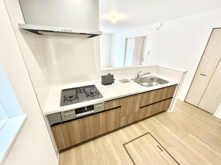 �L�b�`���@�����`Kitchen�`  ���r���O�����n����J�E���^�[�L�b�`���B  ���������Ȃ���Ƒ��ƃR�~���j�P�[�V�������Ƃ�邾���łȂ��A�傫�ȊJ���������邱�Ƃ��ł��܂��B  ���q�l�̐����������邱�Ƃ��ł��܂��ˁI