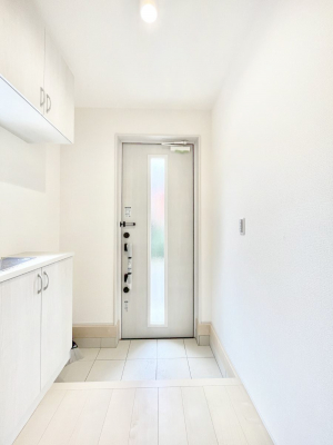 ���ց@�����`Entrance�`�@���ւ͉Ƃ̊�Ƃ����܂����䂪�Ƃ̃Z���X�����肰�Ȃ����������閣�͂��錺�֑�����y���݂̈�B�A���x�ɉƑ����ق��Ƃł���S�n�悢��ԑ������؂ł��ˁ�